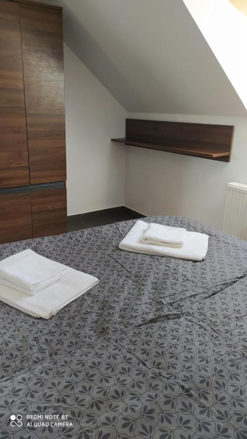 Gdow Riverside Apartments&Tours Extérieur photo